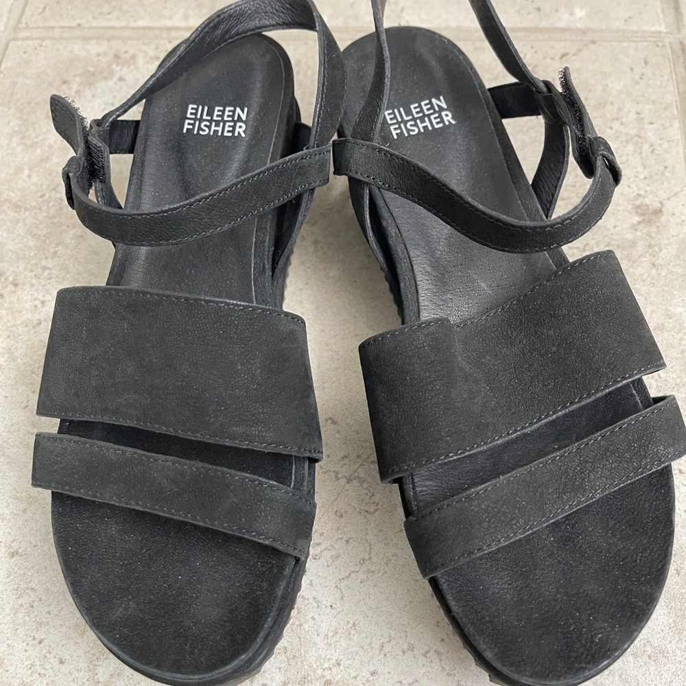 New Eileen Fisher suede black sandals. Women’s Size 6